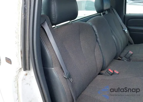 2000 Chevrolet Silverado C1500 from USA, damaged, VIN 1GCEC14W8YZ321924